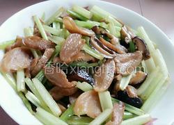 芹菜香菇炒萝卜干