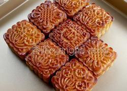 广式豆沙蛋黄月饼