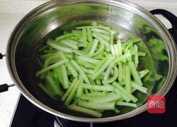 芹菜猪肉饺子！的做法图解3