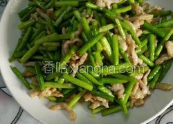 蒜苔炒肉丝