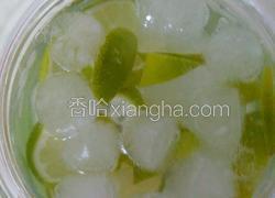 冰凉酸甜柠檬水