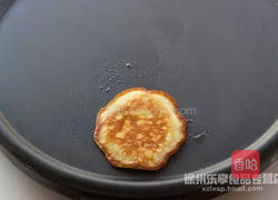 香蕉松饼的做法图解8
