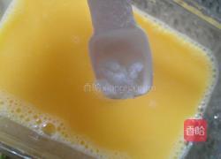基围虾炖蛋的做法图解3