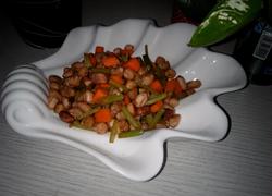 芹菜拌花生米