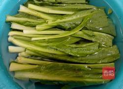 蒜蓉炒甜麦的做法图解1