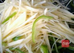 青椒土豆丝的做法图解3