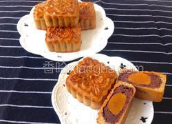 广式豆沙蛋黄月饼