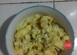 菠菜炒鸡蛋的做法图解2
