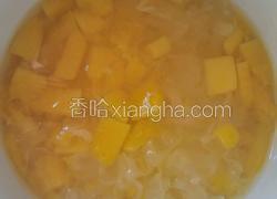 银耳木瓜羹