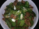 莓豆角炒肉片