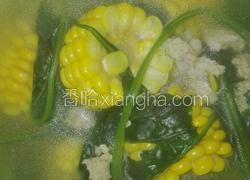 玉米菠菜丸子汤