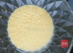 小米红枣粥的做法图解1