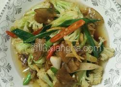 五花肉炒菜花