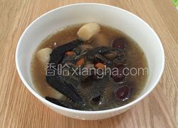 灵芝乌鸡汤