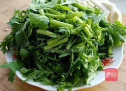 椒香茼蒿豆腐的做法图解4
