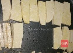 穆氏煎鱼肉泥膘肠（搭剔骨胡椒鱼排）的做法图解2