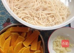 炒面线的做法图解3