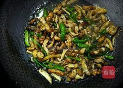 三丝会首(肉、香菇、青椒)的做法图解17