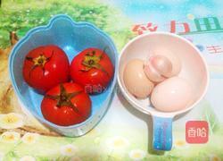 西红柿炒鸡蛋的做法图解1