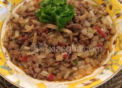 酸笋芹菜牛肉末