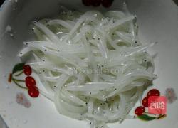 银鱼鸡蛋饼的做法图解1