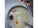 红枣枸杞花生小米粥的做法[图]