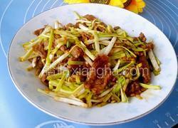 肉片炒蒜黄