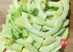 虾皮炒小莴瓜的做法图解2