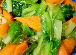 生菜胡萝卜小炒。