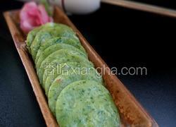 芹菜叶虾仁饼