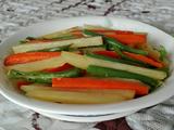 胡萝卜青椒炒土豆的做法[图]