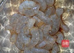 西兰花炒虾仁的做法图解3