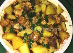 土豆蒸排骨