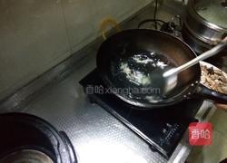 白菜胡萝卜扒木耳的做法图解5