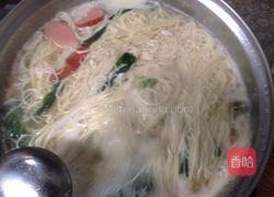 西红柿鸡蛋蔬菜面的做法图解8