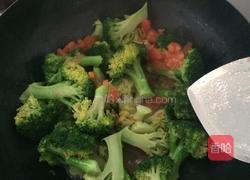 番茄炒西兰花的做法图解8