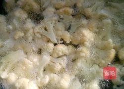番茄炒花菜的做法图解1