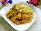 香芹炒腐竹的做法[图]