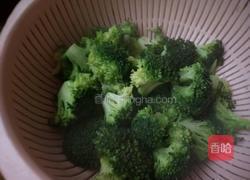 耗油八带鱼扣西兰花的做法图解8