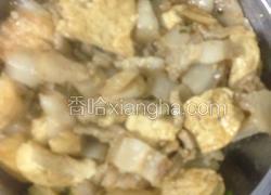 猪肉炒豆饼