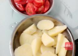 粤菜：里脊肉土豆番茄汤的做法图解2