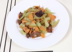 西芹炒什锦