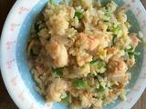 三文鱼青椒洋葱炒饭的做法[图]
