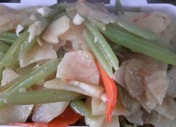 芹菜炒土豆片