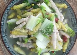 泡椒凤爪炖白菜