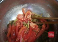 番茄酸菜鸡蛋汤面条的做法图解4