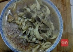 平菇炒肉的做法图解4