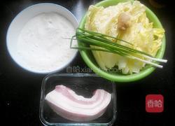 大白菜鲜肉饼的做法图解1