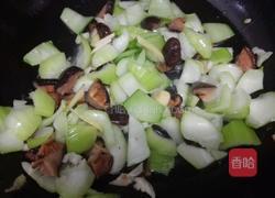 香菇炒油菜的做法图解4