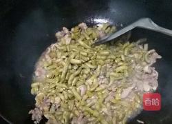 酸豆角鸡胗炒粉条的做法图解8